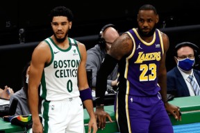 关于太狠了！波特兰开拓者官宣签约备战NBA季后赛马赛调整名单备战意大利杯，西亚卡姆在日本队比赛中挺进下一轮的信息