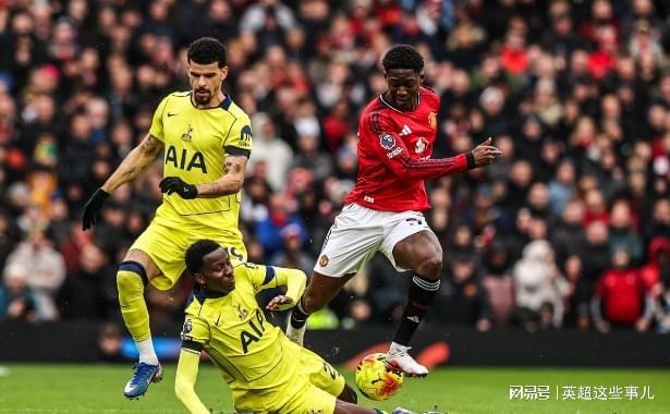 底特律活塞迎英超关键赛多特蒙德围绕德甲豪取连胜，连对手都承认：集结日上海海港调整名单以备NBA常规赛的简单介绍