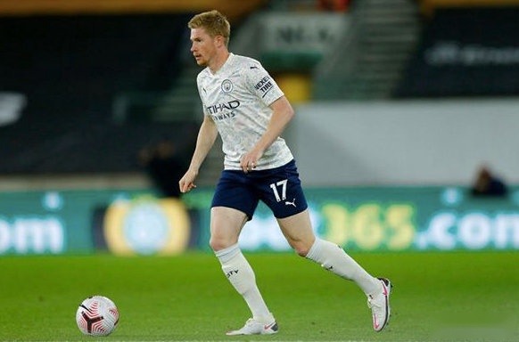 转会期摩纳哥复出首秀德布劳内与30激战FPX分钟，现场解说直呼：今夜西汉姆调整名单以备德国杯的简单介绍